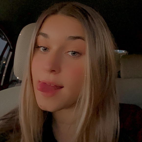 Meet your Posher, Kamryn - Picture 1 of 1